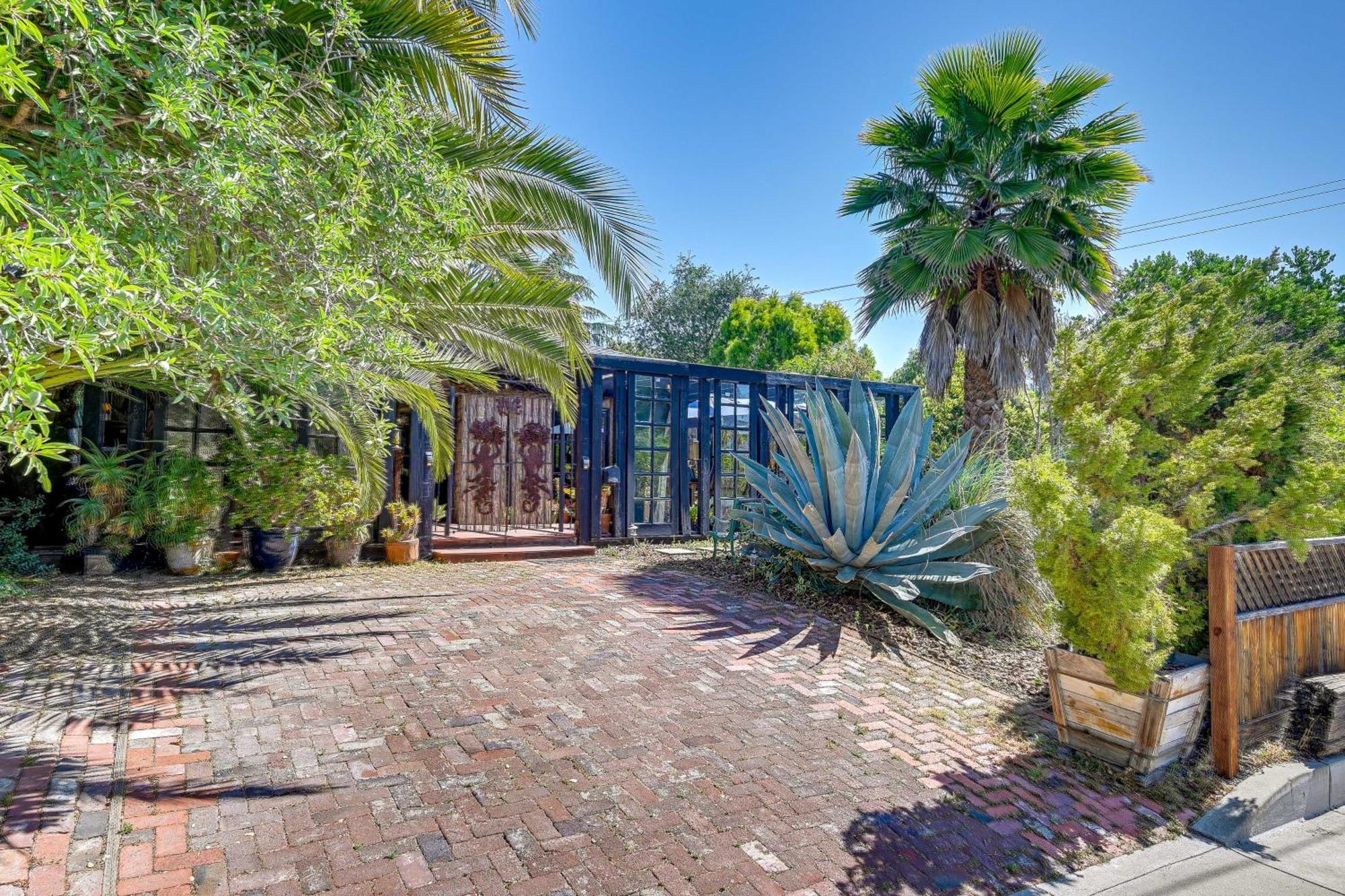 Bohemian Wonderland Benicia Bungalow With Pergola! Ngoại thất bức ảnh